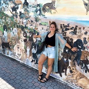 Meet your Posher, Eva